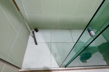 Casa à venda com 195m², 3 quartos e 2 vagas Casa à venda com 195m², 3 quartos e 2 vagasBanheiro Social