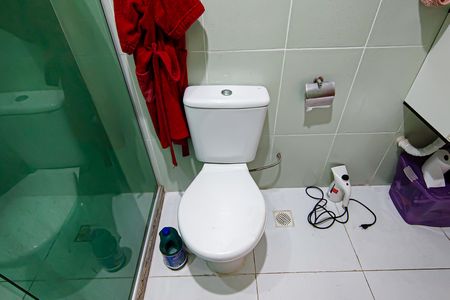 Casa à venda com 195m², 3 quartos e 2 vagas Casa à venda com 195m², 3 quartos e 2 vagasBanheiro Social