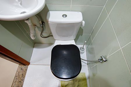 Casa à venda com 195m², 3 quartos e 2 vagas Casa à venda com 195m², 3 quartos e 2 vagasLavabo