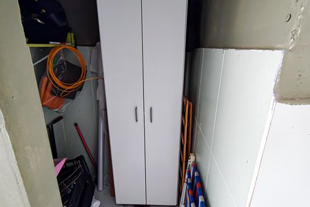 Casa à venda com 195m², 3 quartos e 2 vagas Casa à venda com 195m², 3 quartos e 2 vagasDepósito