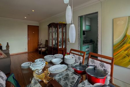 Apartamento à venda com 55m², 2 quartos e 2 vagas Apartamento à venda com 55m², 2 quartos e 2 vagasSala