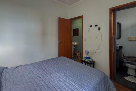 Apartamento à venda com 55m², 2 quartos e 2 vagas Apartamento à venda com 55m², 2 quartos e 2 vagasSuíte