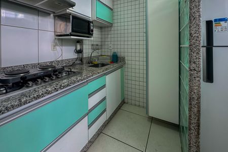 Apartamento à venda com 55m², 2 quartos e 2 vagas Apartamento à venda com 55m², 2 quartos e 2 vagasCozinha e Área de Serviço