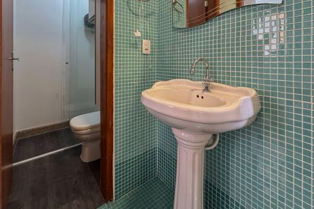 Apartamento à venda com 55m², 2 quartos e 2 vagas Apartamento à venda com 55m², 2 quartos e 2 vagasBanheiro