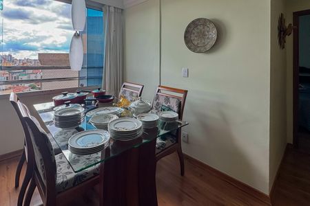 Apartamento à venda com 55m², 2 quartos e 2 vagas Apartamento à venda com 55m², 2 quartos e 2 vagasSala