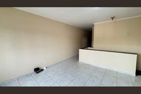 Casa à venda com 130m², 3 quartos e 3 vagasSala
