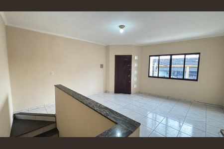 Casa à venda com 130m², 3 quartos e 3 vagas Casa à venda com 130m², 3 quartos e 3 vagasSala