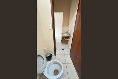 Casa à venda com 130m², 3 quartos e 3 vagas Casa à venda com 130m², 3 quartos e 3 vagasLavabo