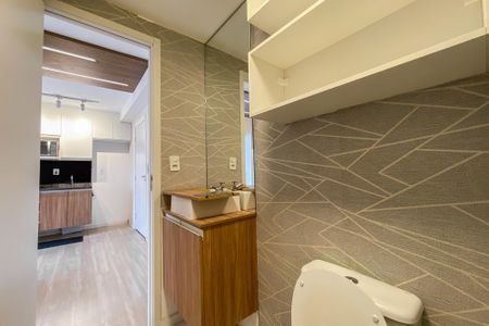 Apartamento à venda com 32m², 2 quartos e sem vaga Apartamento à venda com 32m², 2 quartos e sem vagaBanheiro