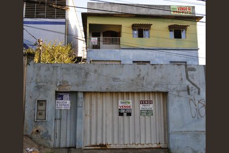 Casa para alugar com 150m², 3 quartos e sem vagaFachada e Placa