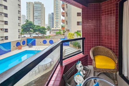 Apartamento para alugar com 164m², 4 quartos e 2 vagasVaranda