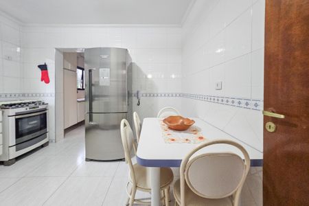 Apartamento para alugar com 164m², 4 quartos e 2 vagasCozinha