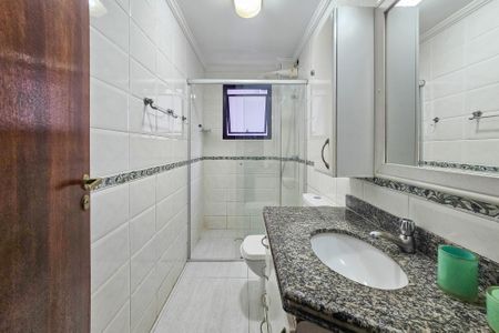 Apartamento para alugar com 164m², 4 quartos e 2 vagasBanheiro