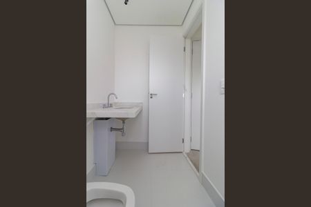Apartamento à venda com 92m², 2 quartos e 2 vagasBanheiro da Suíte 2