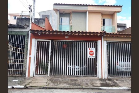 Casa à venda com 114m², 3 quartos e 2 vagas