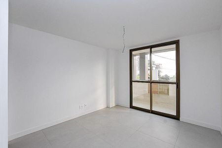 Apartamento à venda com 148m², 4 quartos e 3 vagas