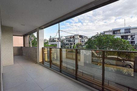 Apartamento à venda com 148m², 4 quartos e 3 vagas