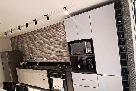 Casa à venda com 84m², 2 quartos e 2 vagas