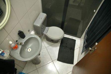 Casa à venda com 104m², 3 quartos e 2 vagasBanheiro Social