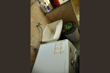 Casa à venda com 104m², 3 quartos e 2 vagasÁrea de Serviço