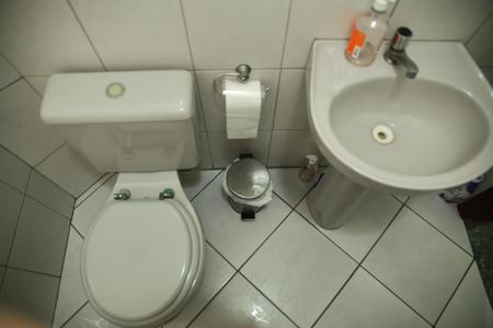 Casa à venda com 104m², 3 quartos e 2 vagasLavabo