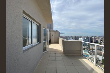 Apartamento à venda com 115m², 2 quartos e 1 vagaVaranda