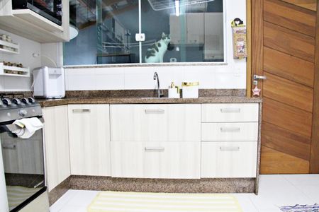 Casa à venda com 175m², 3 quartos e 4 vagasCozinha