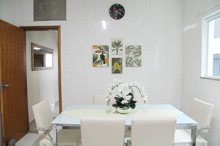 Casa à venda com 175m², 3 quartos e 4 vagasCozinha