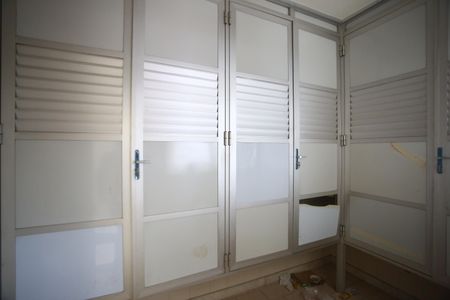 Casa para alugar com 720m², 4 quartos e 6 vagasDispensa