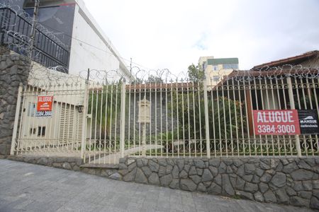 Casa para alugar com 720m², 4 quartos e 6 vagasFachada 