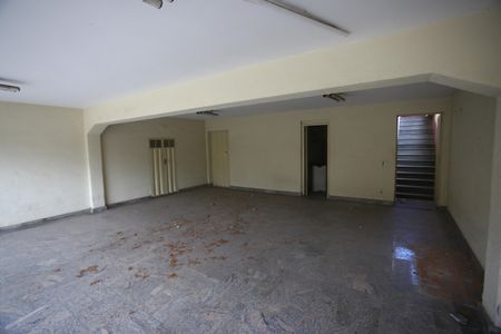 Casa para alugar com 720m², 4 quartos e 6 vagasÁrea comum