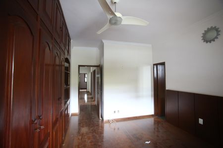 Casa para alugar com 720m², 4 quartos e 6 vagasSuíte 2