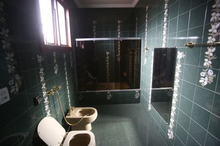 Casa para alugar com 720m², 4 quartos e 6 vagasBanheiro Suíte 2