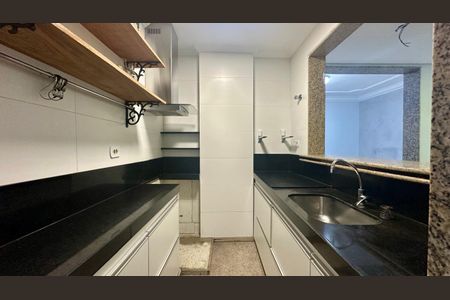 Apartamento à venda com 90m², 3 quartos e 1 vagaCozinha
