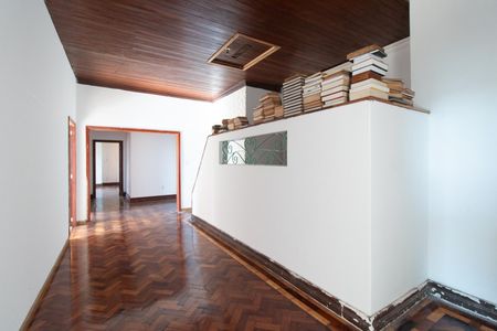 Apartamento à venda com 367m², 5 quartos e sem vaga Apartamento à venda com 367m², 5 quartos e sem vagaHall de entrada