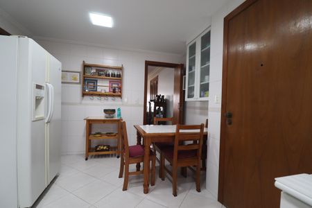 Apartamento à venda com 143m², 3 quartos e 2 vagasCozinha