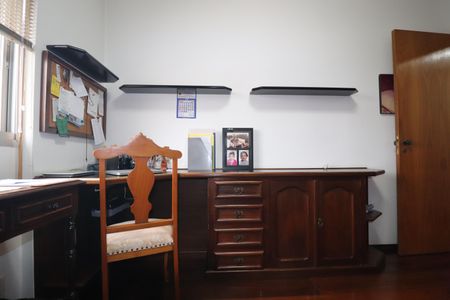 Apartamento à venda com 143m², 3 quartos e 2 vagasQuarto 2 suíte