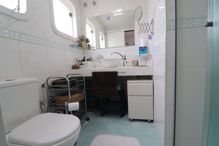 Apartamento à venda com 143m², 3 quartos e 2 vagasBanheiro Quarto 3 suíte