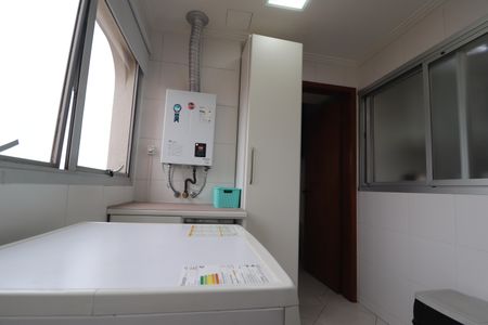 Apartamento à venda com 143m², 3 quartos e 2 vagasÁrea de Serviço