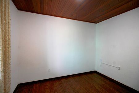 Casa à venda com 360m², 6 quartos e 3 vagasQuarto 4