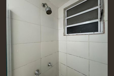 Apartamento à venda com 44m², 2 quartos e sem vaga Apartamento à venda com 44m², 2 quartos e sem vagaBanheiro Social