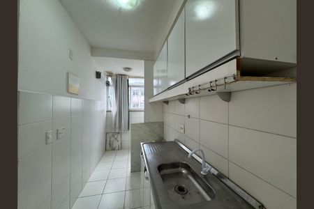 Apartamento à venda com 44m², 2 quartos e sem vaga Apartamento à venda com 44m², 2 quartos e sem vagaCozinha e Área de Serviço