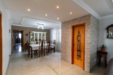 Apartamento à venda com 171m², 4 quartos e 3 vagas Apartamento à venda com 171m², 4 quartos e 3 vagasSala