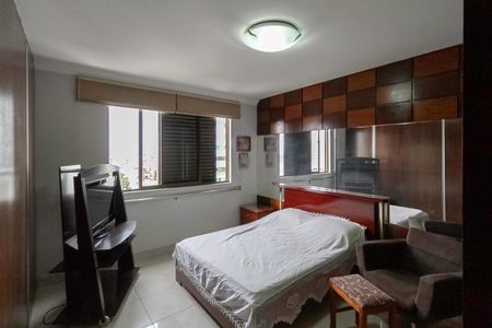 Apartamento à venda com 171m², 4 quartos e 3 vagas Apartamento à venda com 171m², 4 quartos e 3 vagasSuíte 2