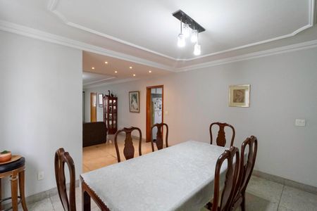 Apartamento à venda com 171m², 4 quartos e 3 vagas Apartamento à venda com 171m², 4 quartos e 3 vagasSala