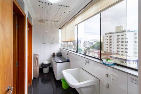 Apartamento à venda com 171m², 4 quartos e 3 vagas Apartamento à venda com 171m², 4 quartos e 3 vagasÁrea de serviço