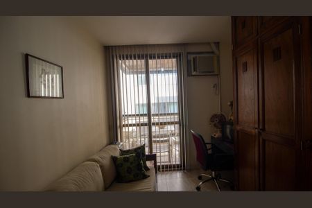 Apartamento para alugar com 75m², 2 quartos e 2 vagas Apartamento para alugar com 75m², 2 quartos e 2 vagasQuarto