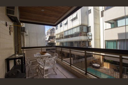 Apartamento para alugar com 75m², 2 quartos e 2 vagas Apartamento para alugar com 75m², 2 quartos e 2 vagasVaranda