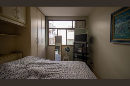 Apartamento para alugar com 75m², 2 quartos e 2 vagas Apartamento para alugar com 75m², 2 quartos e 2 vagasSuíte
