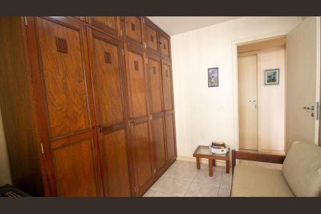 Apartamento para alugar com 75m², 2 quartos e 2 vagas Apartamento para alugar com 75m², 2 quartos e 2 vagasQuarto